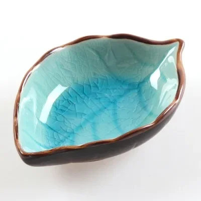 Leaf-Shaped Ceramic Sauce Dish – Ice Crack Glaze, 10×7.5×3cm