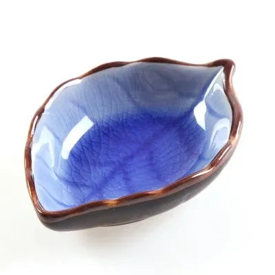 Leaf-Shaped Ceramic Sauce Dish – Ice Crack Glaze, 10×7.5×3cm