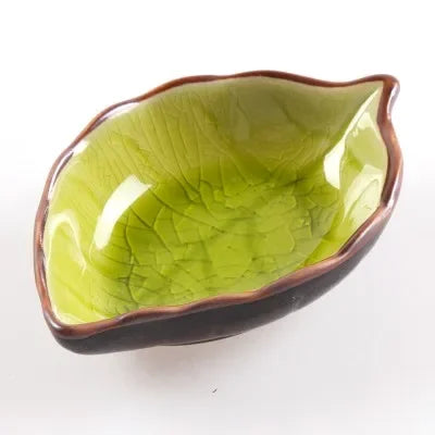 Leaf-Shaped Ceramic Sauce Dish – Ice Crack Glaze, 10×7.5×3cm